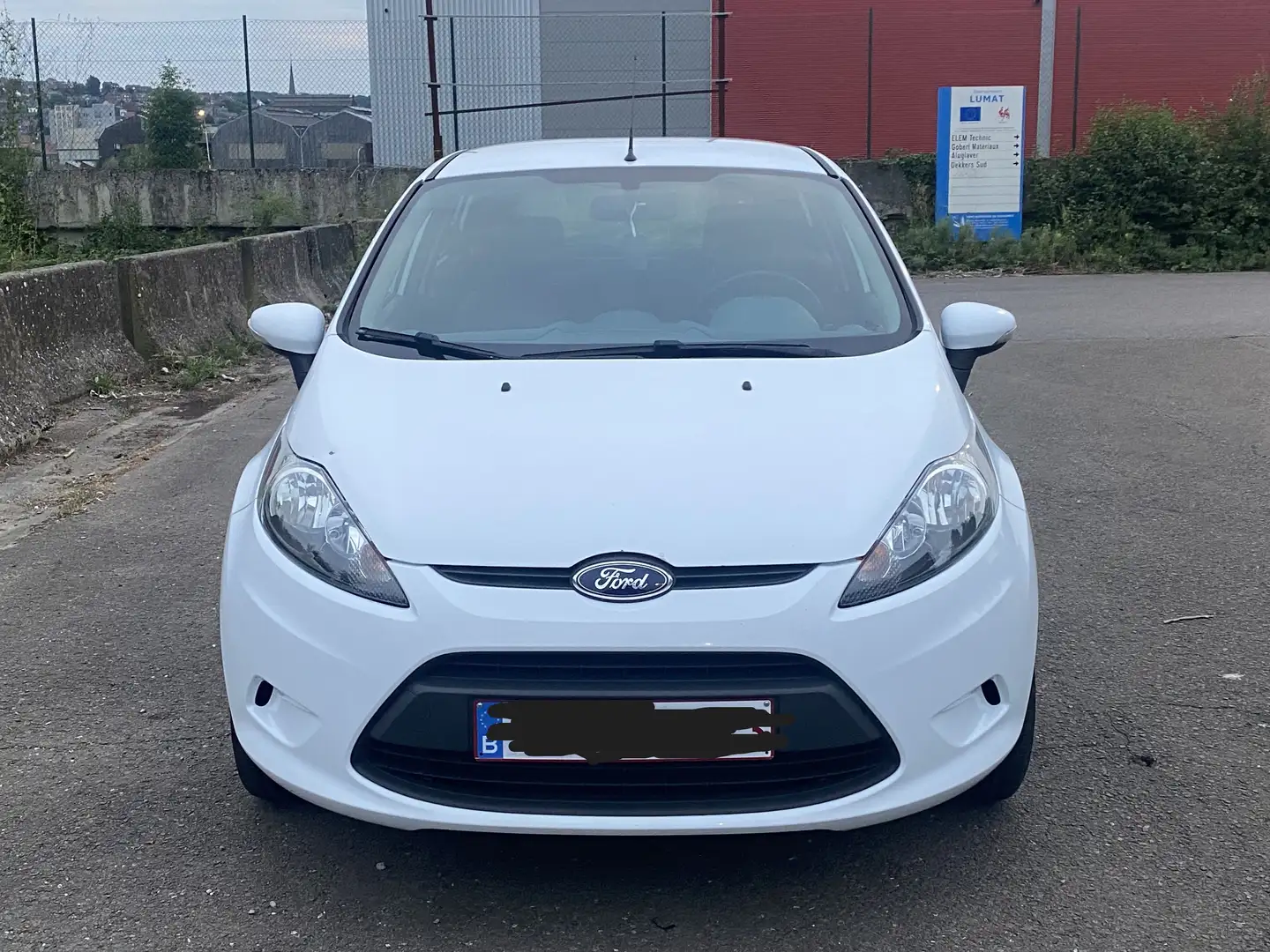 Ford Fiesta Fiesta 1.4 TDCi PRET A IMMATRICULER bijela - 2