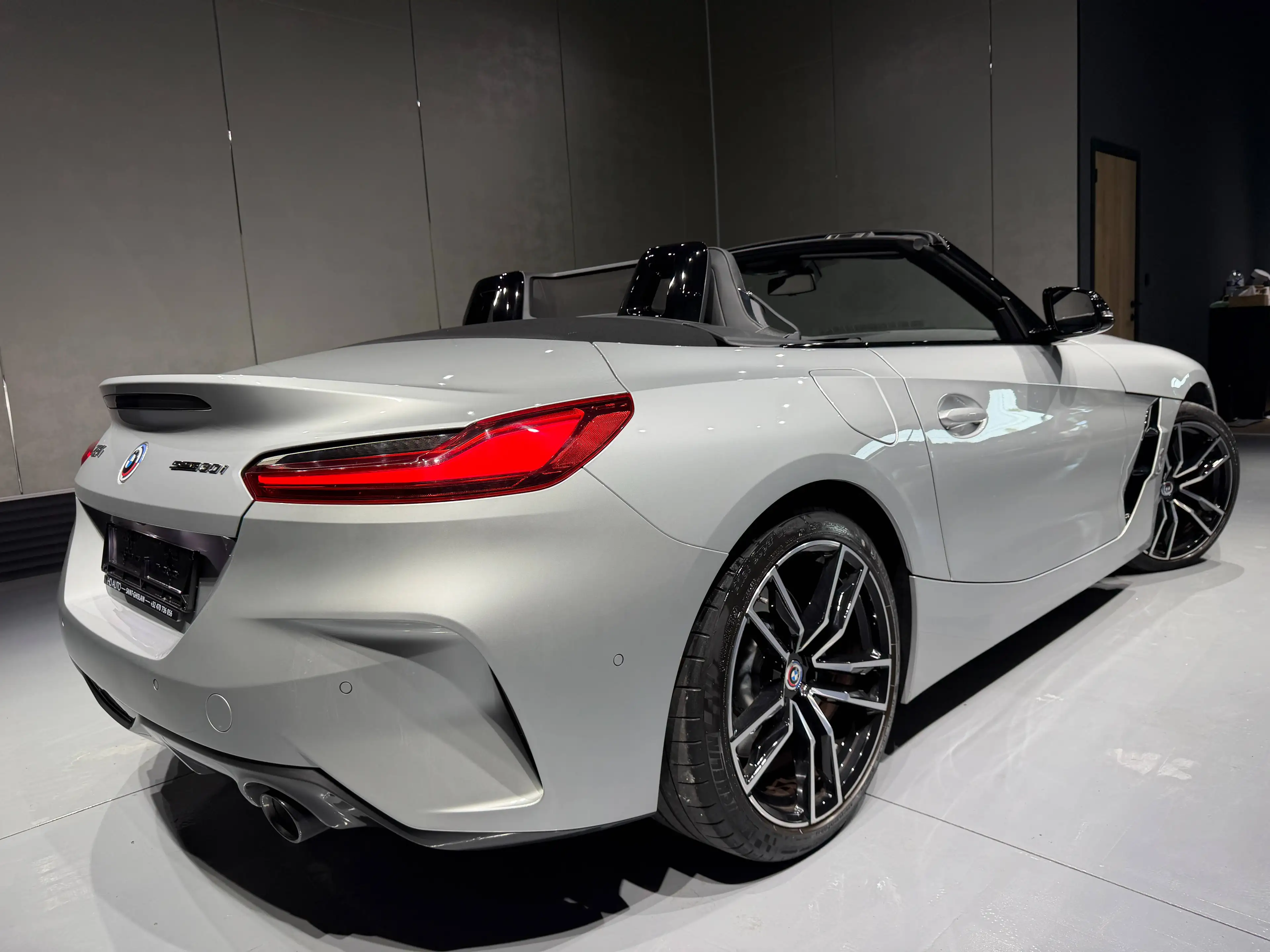 BMW Z4 Z4 2.0iAS sDrive30i PACK M//CAMERA//HARMAN KARDON//LED// — photo 12
