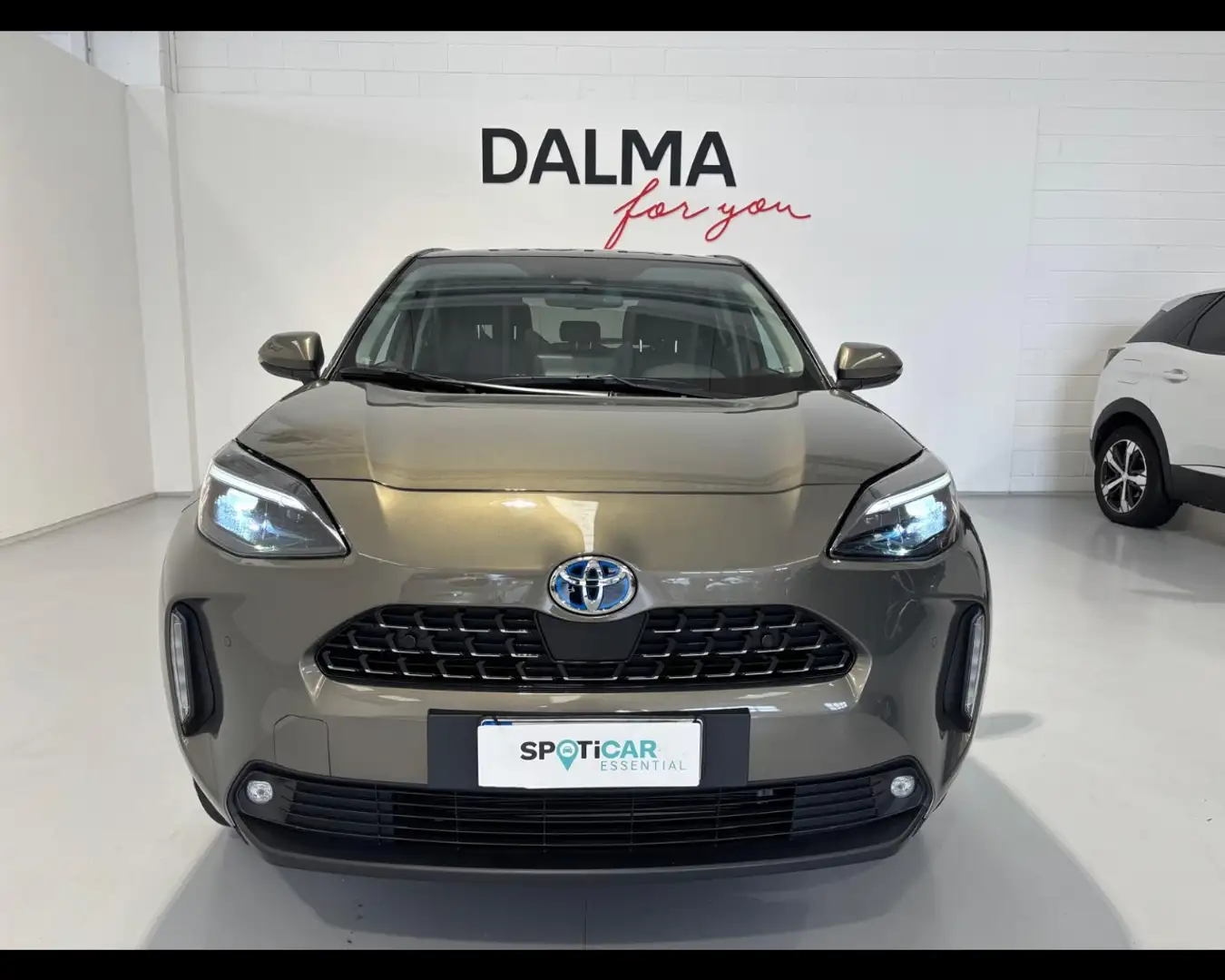 Toyota Yaris Cross 1.5 H Premiere Bronzo - 2
