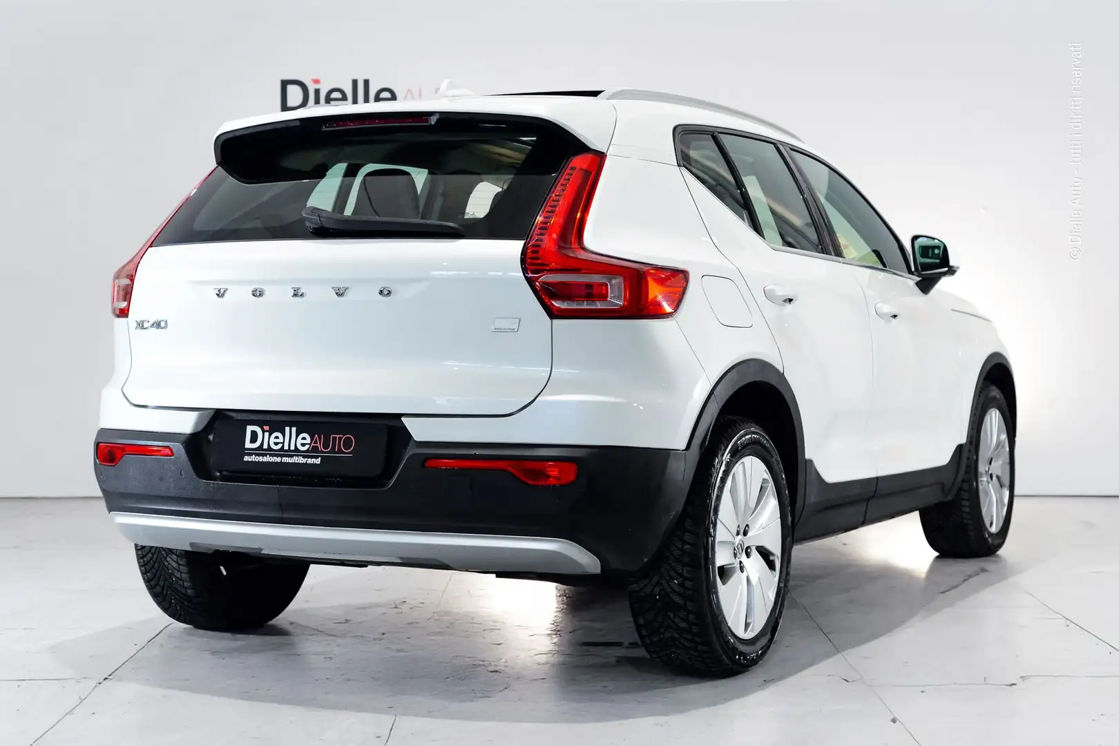 Volvo XC40 XC40 1.5 t5 phev Inscription auto Blanco - 2