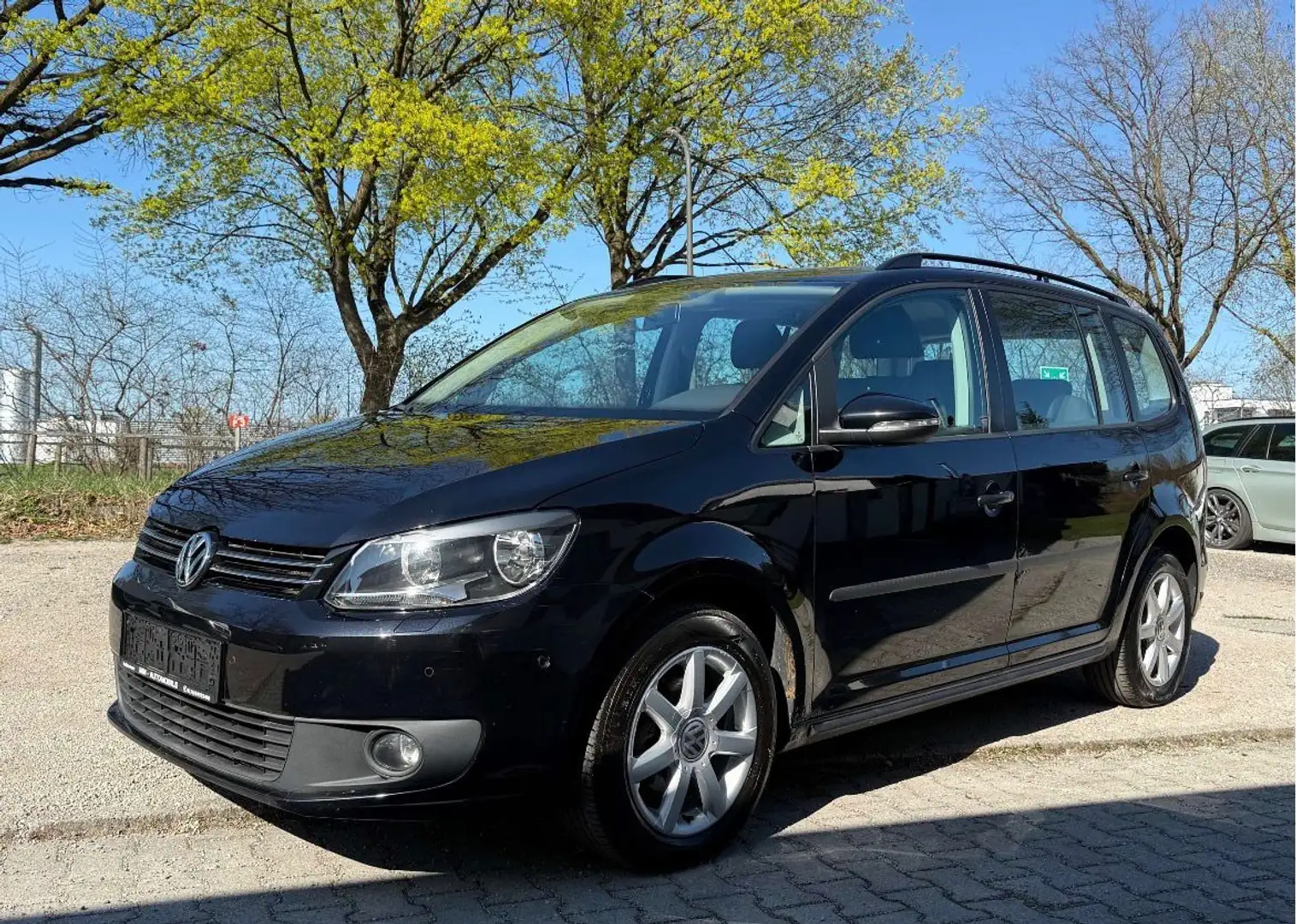 Volkswagen Touran 1.6TDI Edition 105 - 2