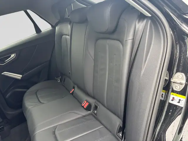 Audi Q2 view 15