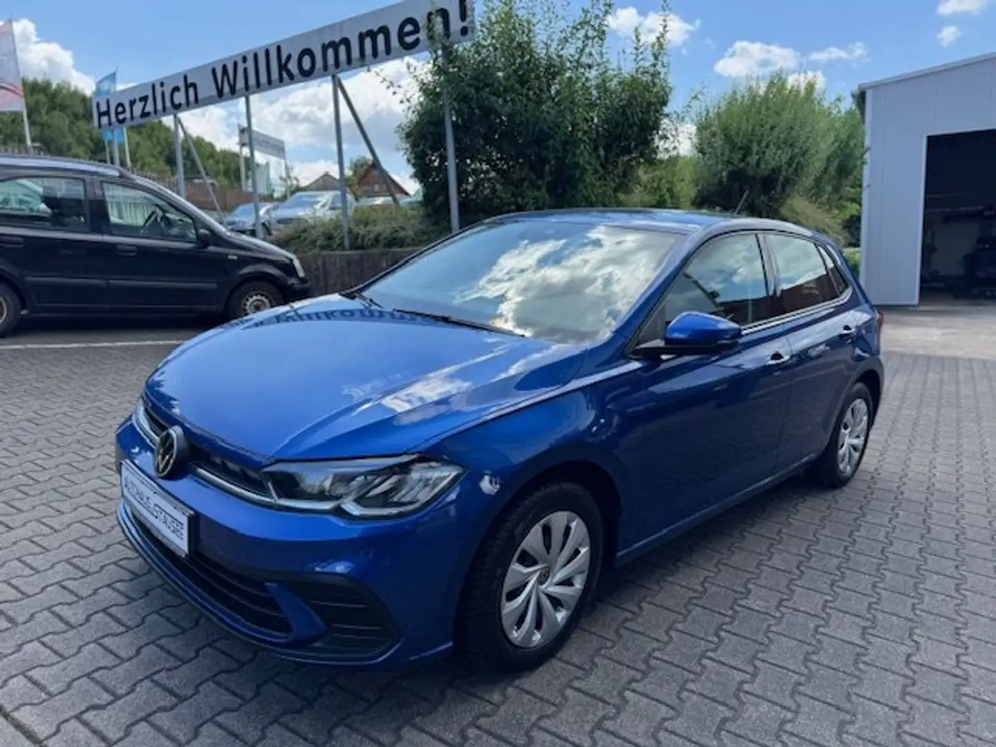 Volkswagen Polo 1.0 TSI Life *Einparkhilfe*Sitzheizung*Garantie* Blauw - 1