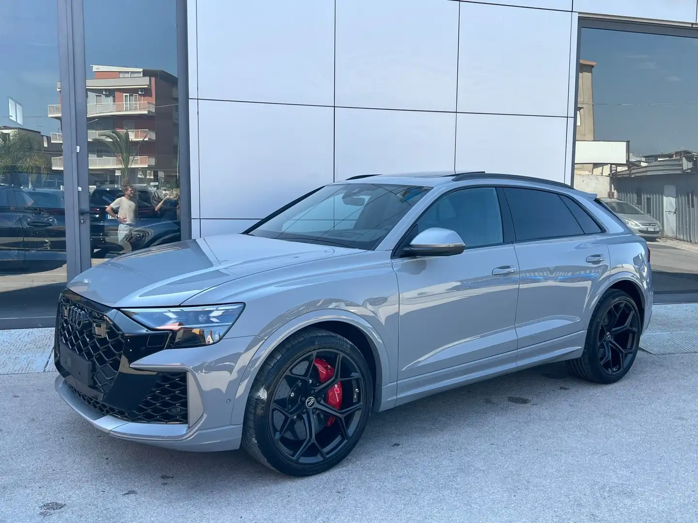 Audi RS Q8 performance possibilità noleggio no scoring Grigio - 1