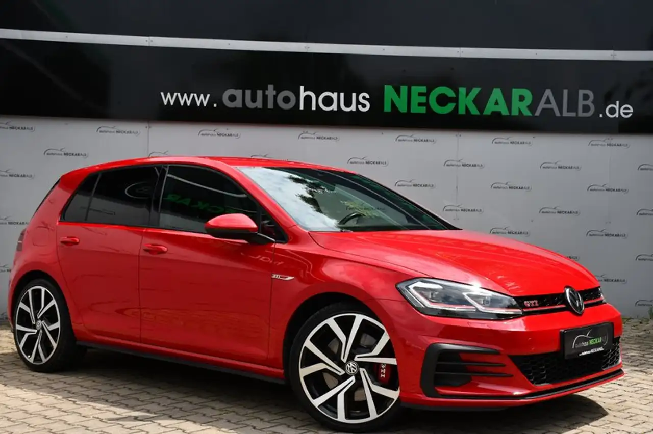 Volkswagen Golf GTI
