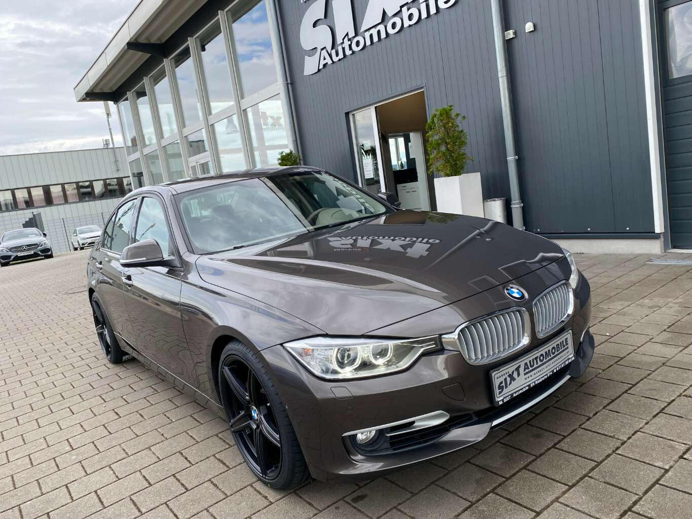 Second hand Bmw 3 Series 