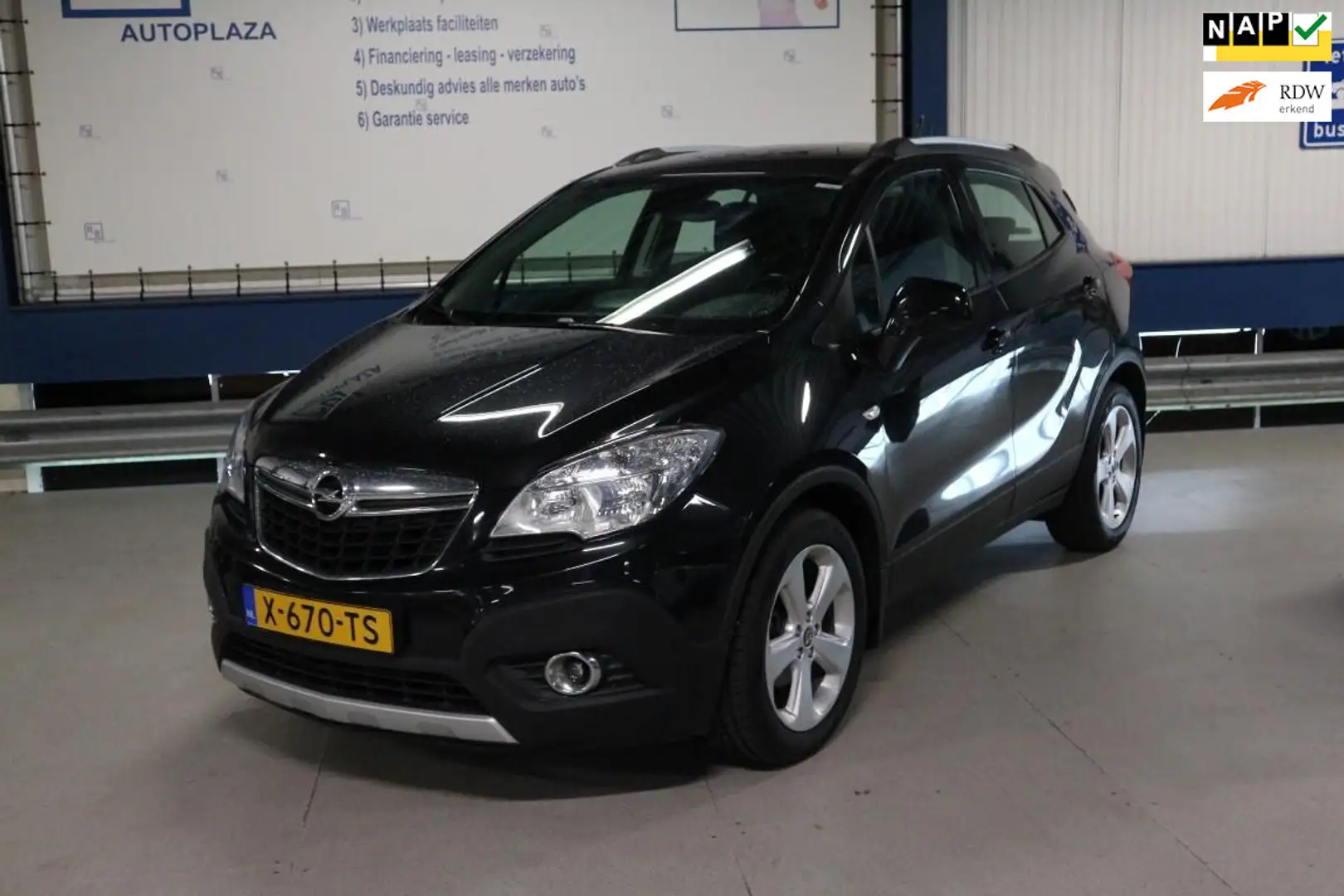 Opel Mokka 1.4 T Cosmo 4x4 + NAV + CAM + HAAK ! ! ! Zwart - 1