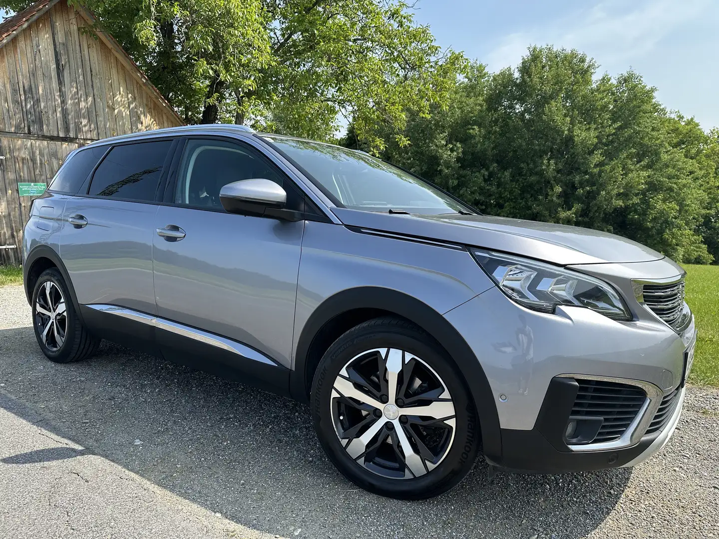 Peugeot 5008 PureTech 130 EAT6 Allure - 1