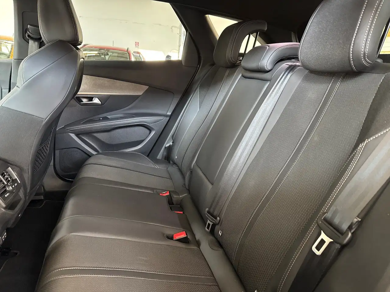 Peugeot 3008 PureTech Turbo 130 GT 12