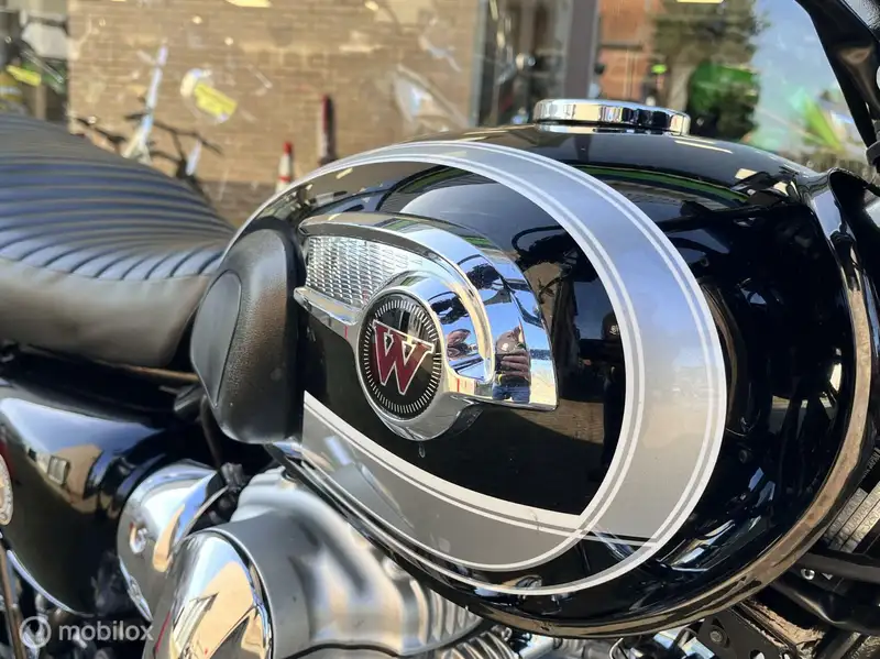 Kawasaki W 800 - foto 7