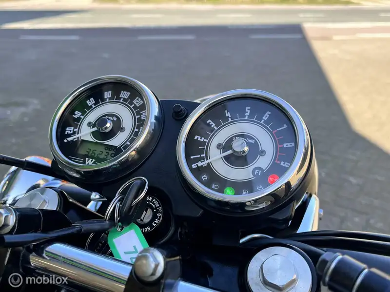 Kawasaki W 800 - foto 8