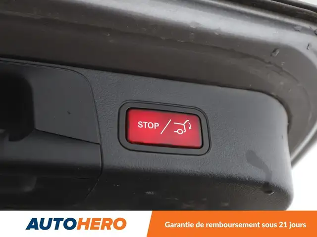 Mercedes-Benz Eqb view 22