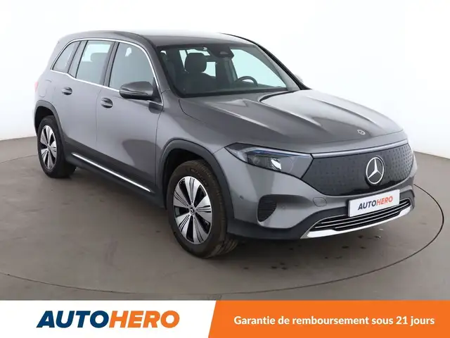 Mercedes-Benz Eqb view 8