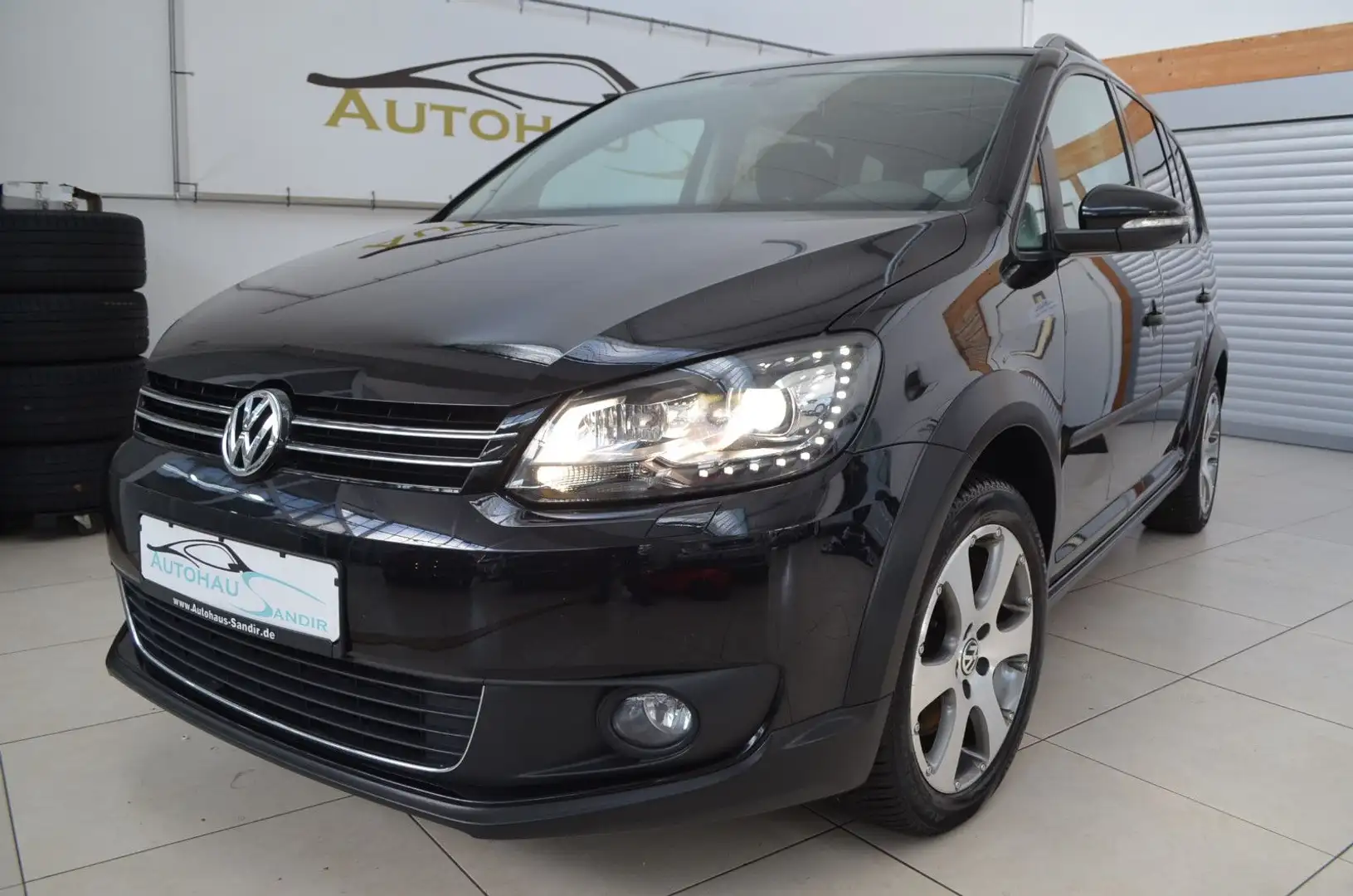 Volkswagen Touran 1.4 TSI  Cross DSG ~ Navi~Pano~Xenon~AHK Nero - 1
