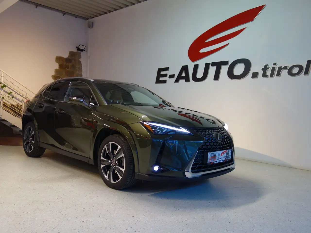 Lexus UX 250h