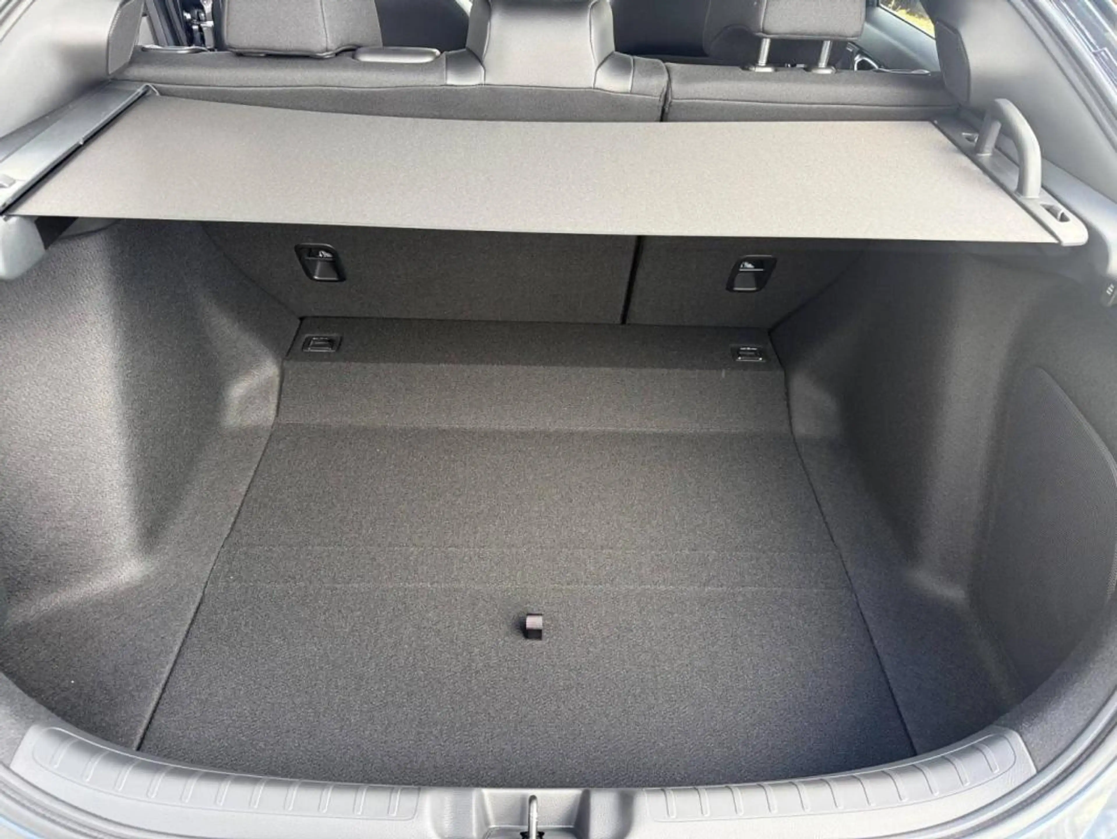 Honda Civic 2.0 i-MMD 184ch e:HEV Sport — photo 14