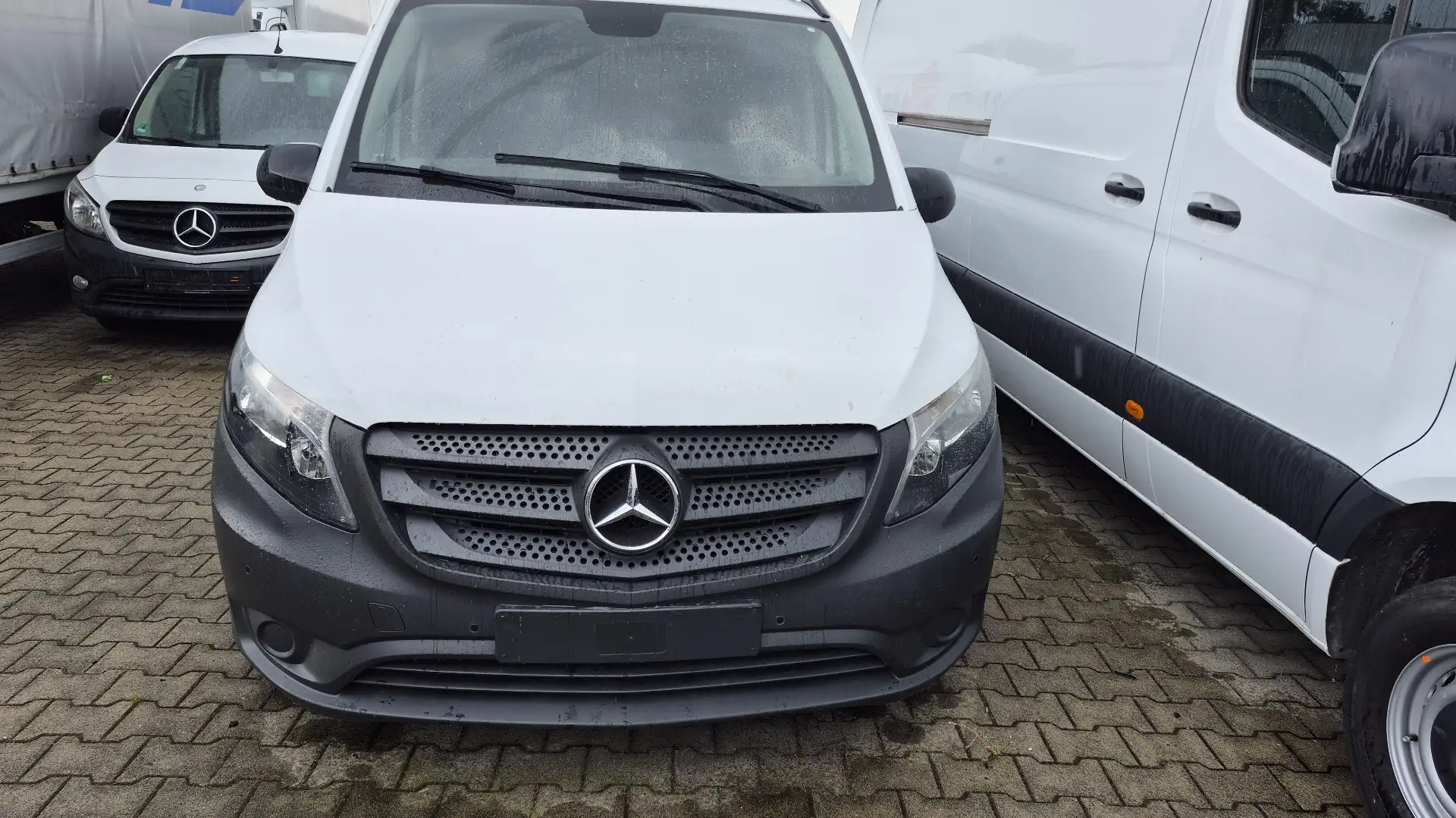 Mercedes-Benz Vito 119 CDI Lang HA Aut. BASE Wit - 2