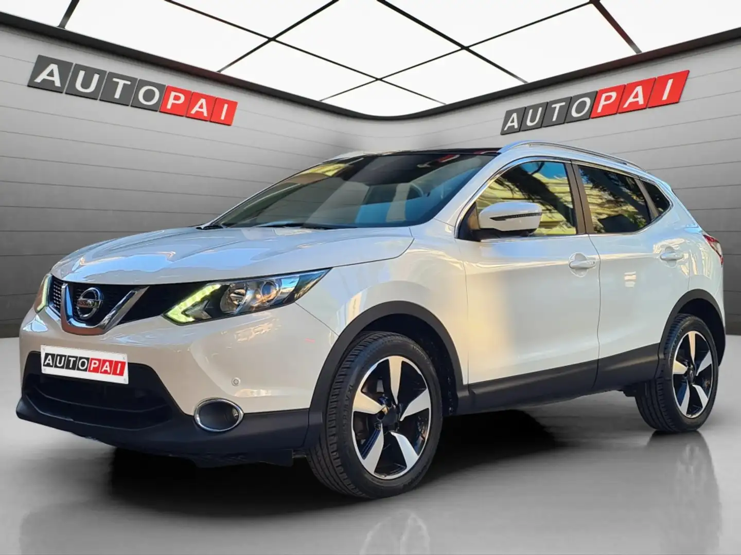 Nissan Qashqai 1.2 DIG-T N-Connecta 4x2 Blanc - 1