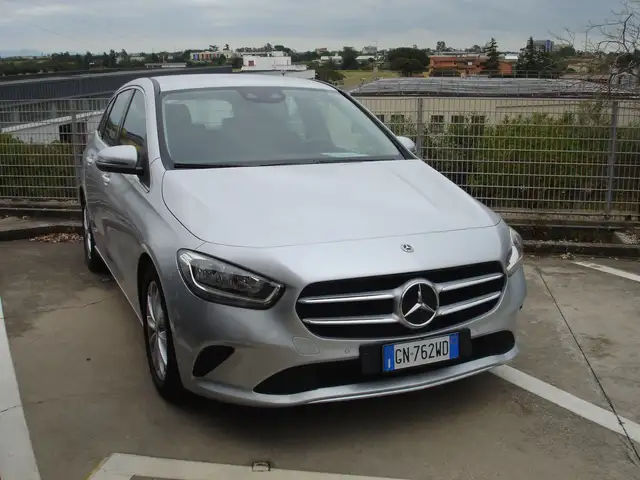 Mercedes-Benz B 180 B 180 Sport