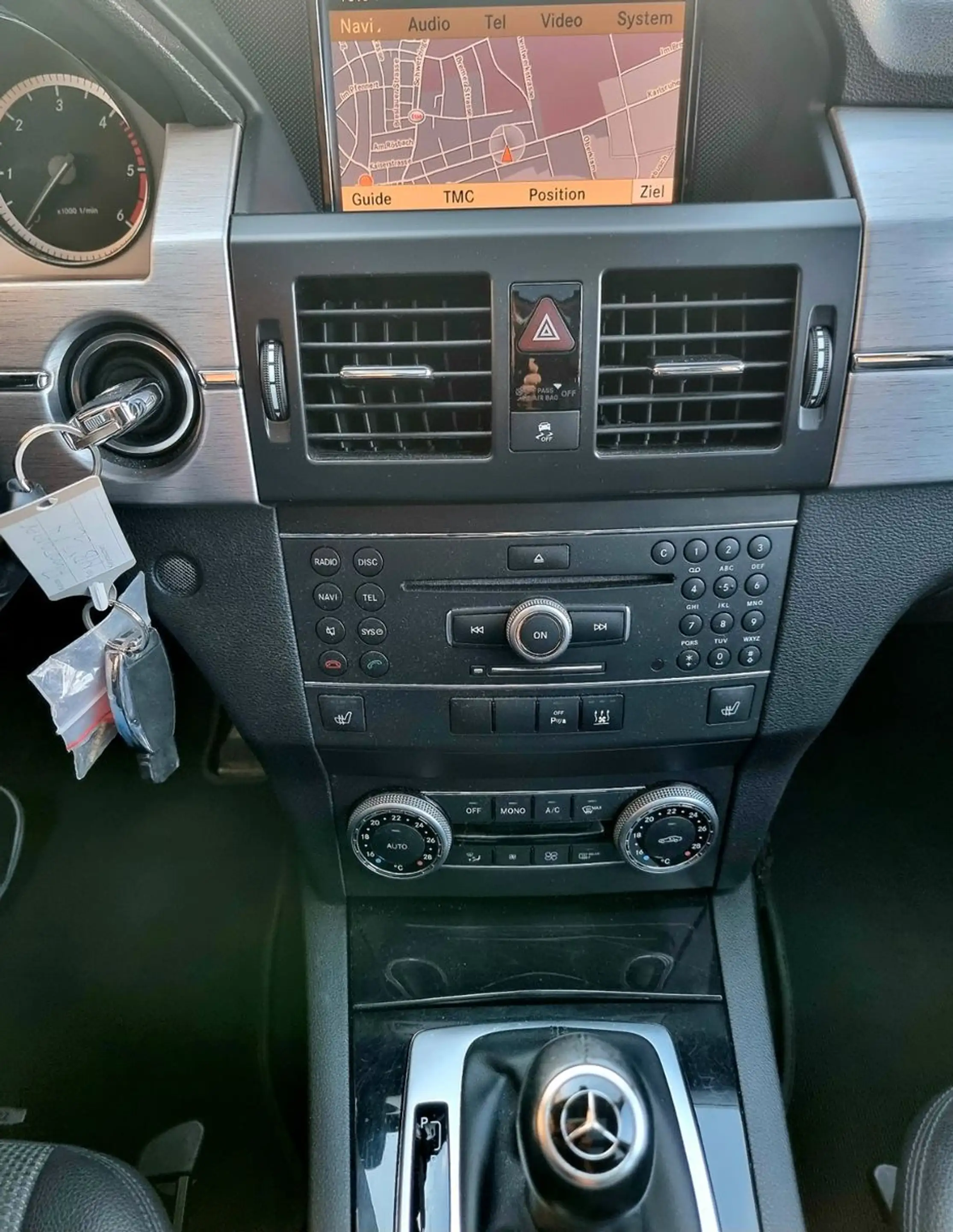 Mercedes-Benz GLK 350 CDI 4Matic 2Hd Pano Bi-Xenon SH HamaKado — photo 12