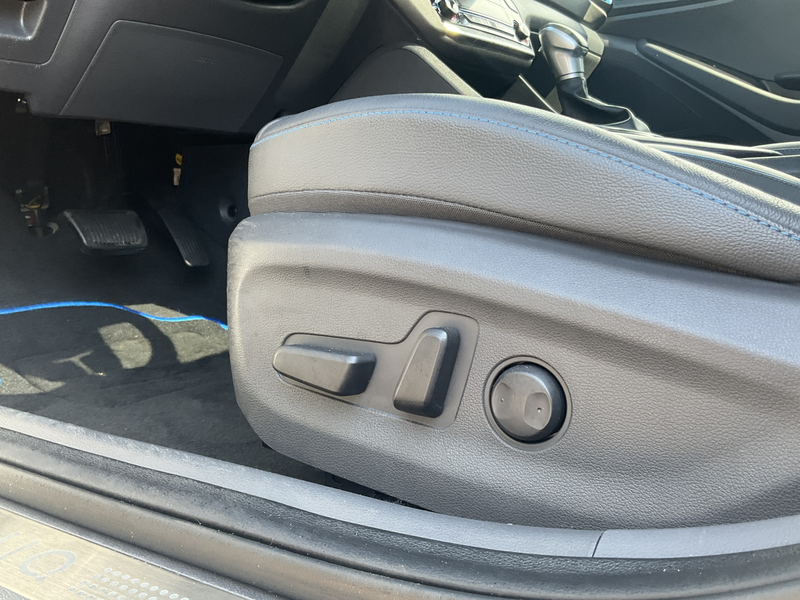 Hyundai IONIQ 1.6 Hybrid First Edition OpenSky Leer Stuur/Stoelv — photo 13