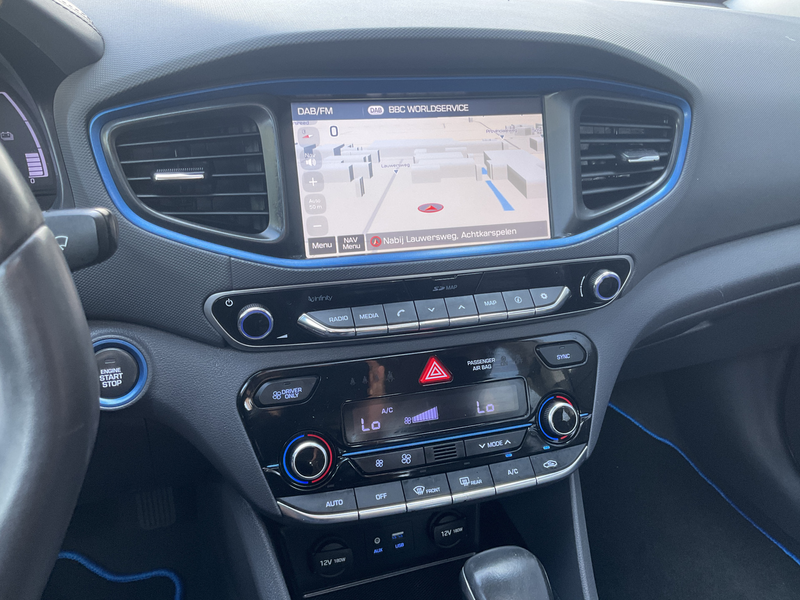 Hyundai IONIQ 1.6 Hybrid First Edition OpenSky Leer Stuur/Stoelv — photo 6