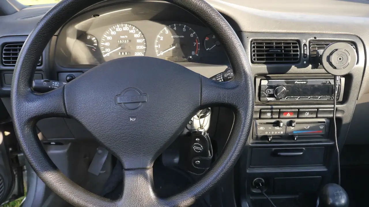 Nissan 100 NX 1.6 SLX Sport-i, foto 12