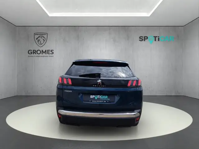 Peugeot 3008 view 4