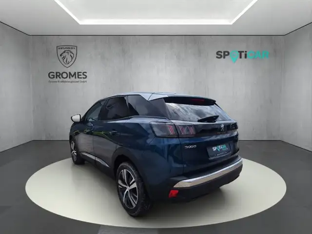 Peugeot 3008 view 5