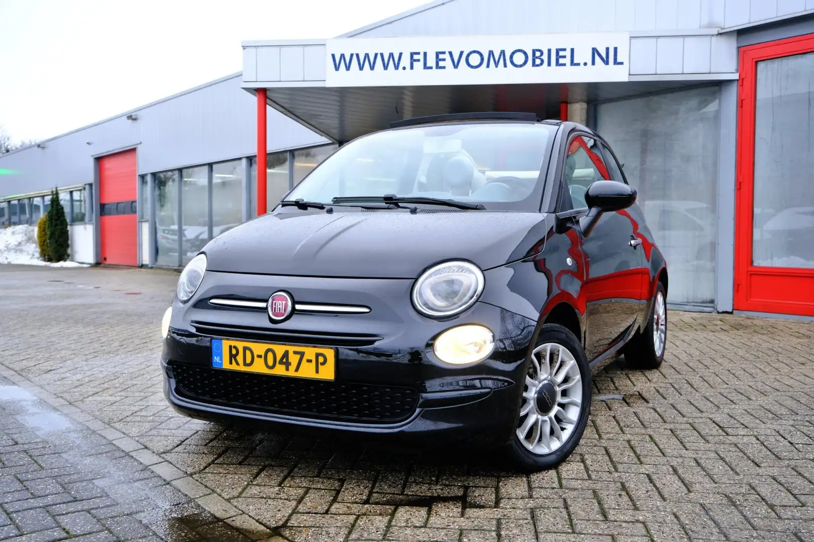 Fiat 500C 1.0 TwinAir Pop Airco|LMV|Cruise Schwarz - 1