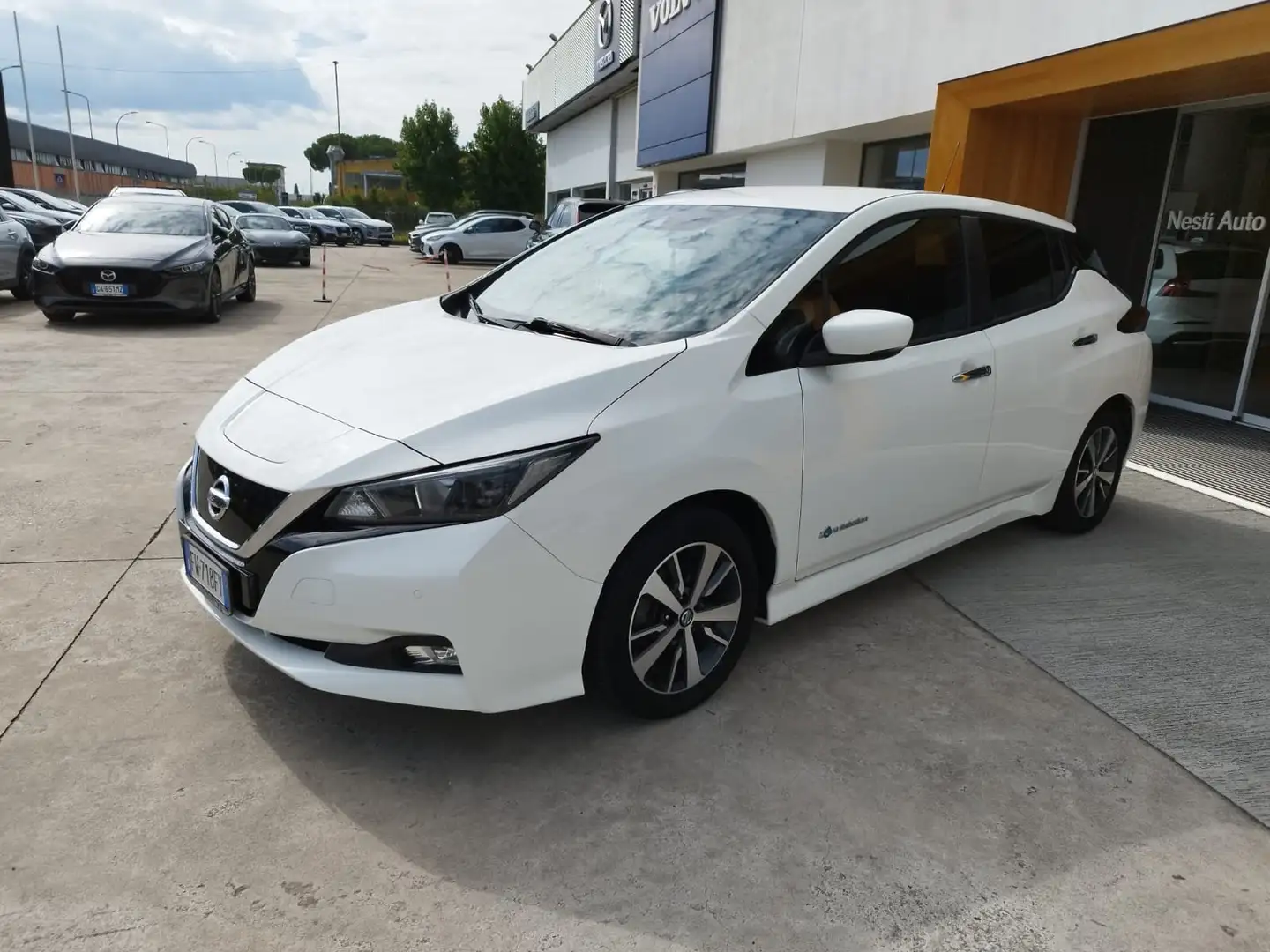 Nissan Leaf Leaf II 2018 Tekna 40kWh 150cv Bianco - 1