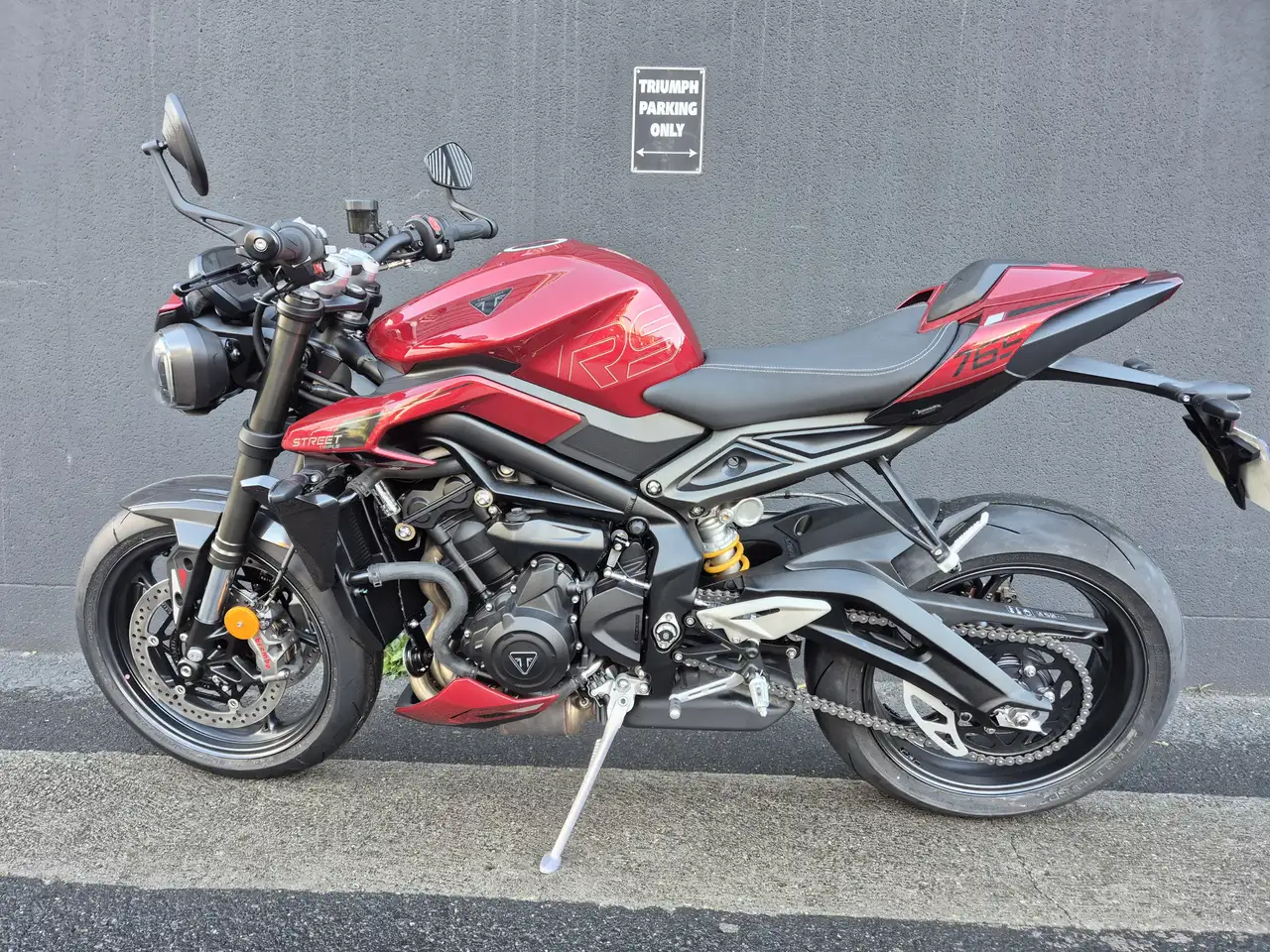 Triumph Street Triple 765