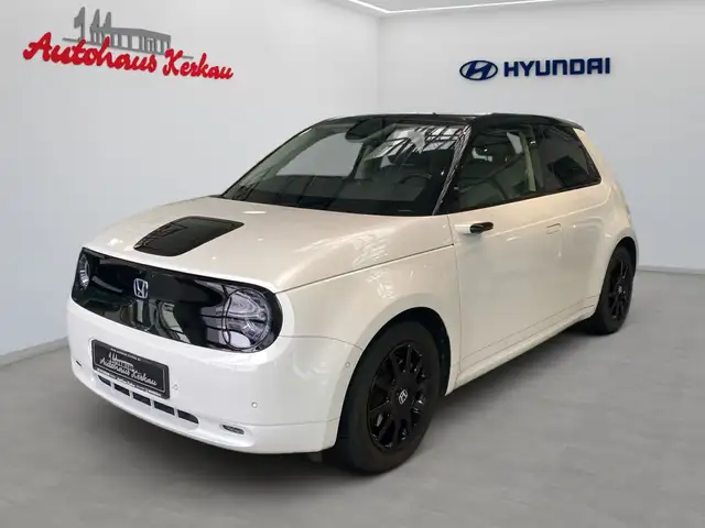 Honda e Advance-Paket+8 fach bereift