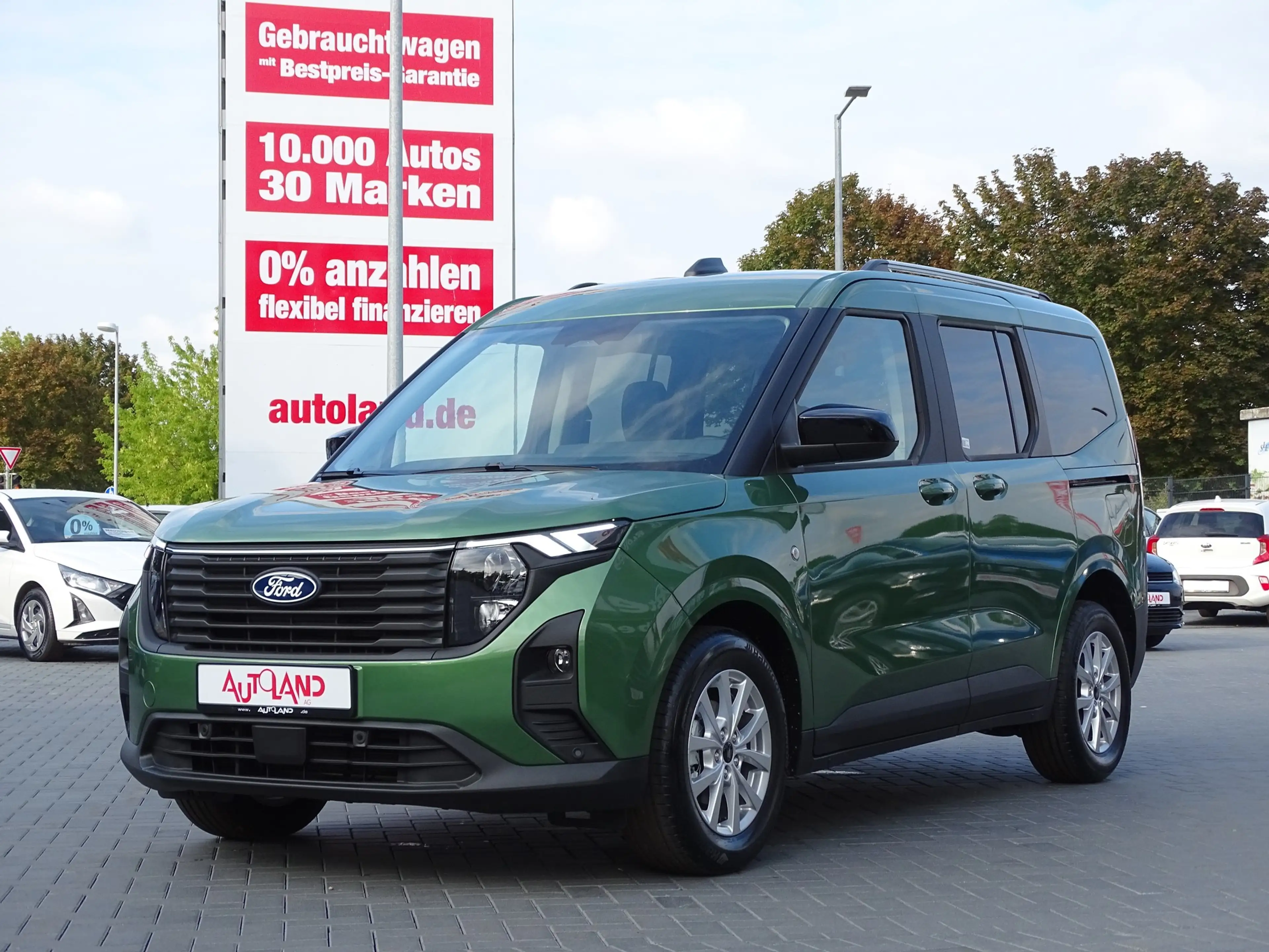Ford Tourneo Courier Titanium 1.0 EB Aut. Kamera Tempom — photo 2