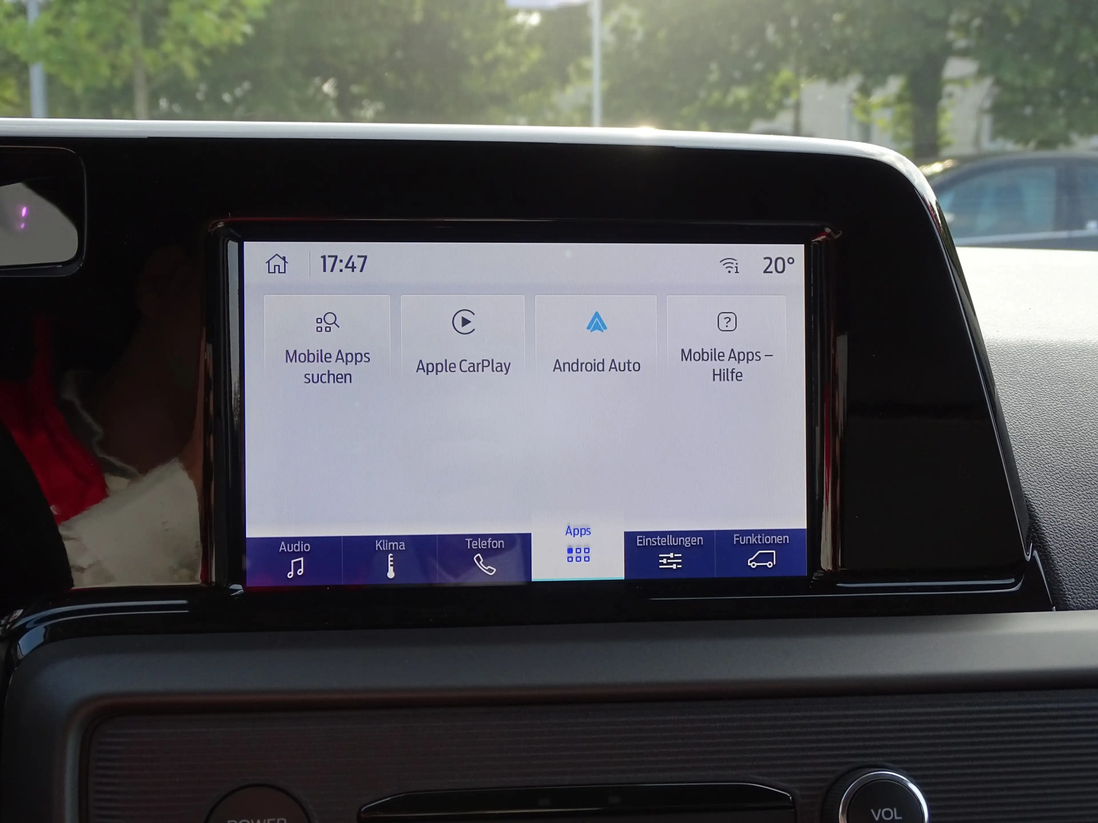 Ford Tourneo Courier Titanium 1.0 EB Aut. Kamera Tempom — photo 13