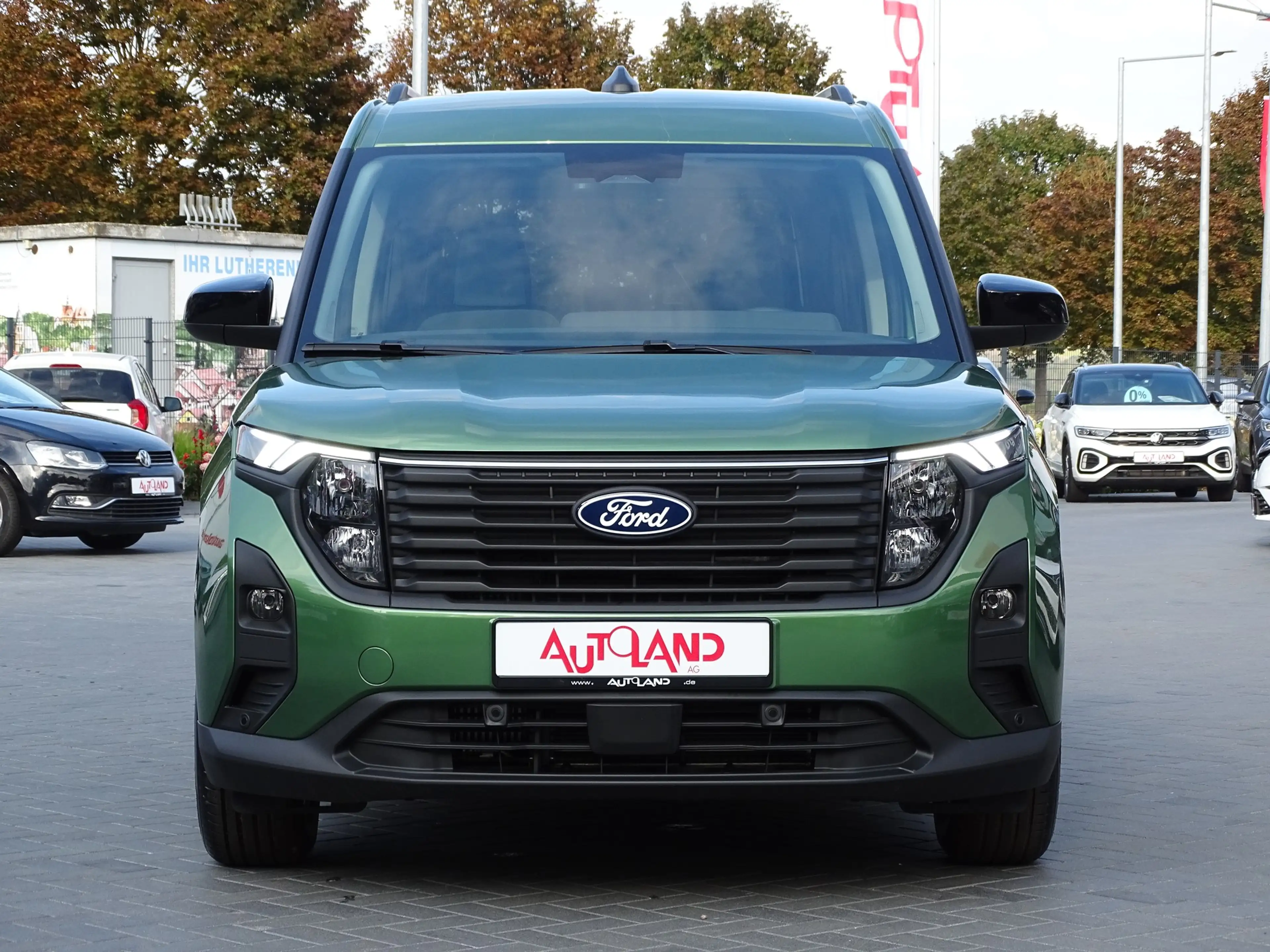 Ford Tourneo Courier Titanium 1.0 EB Aut. Kamera Tempom — photo 7