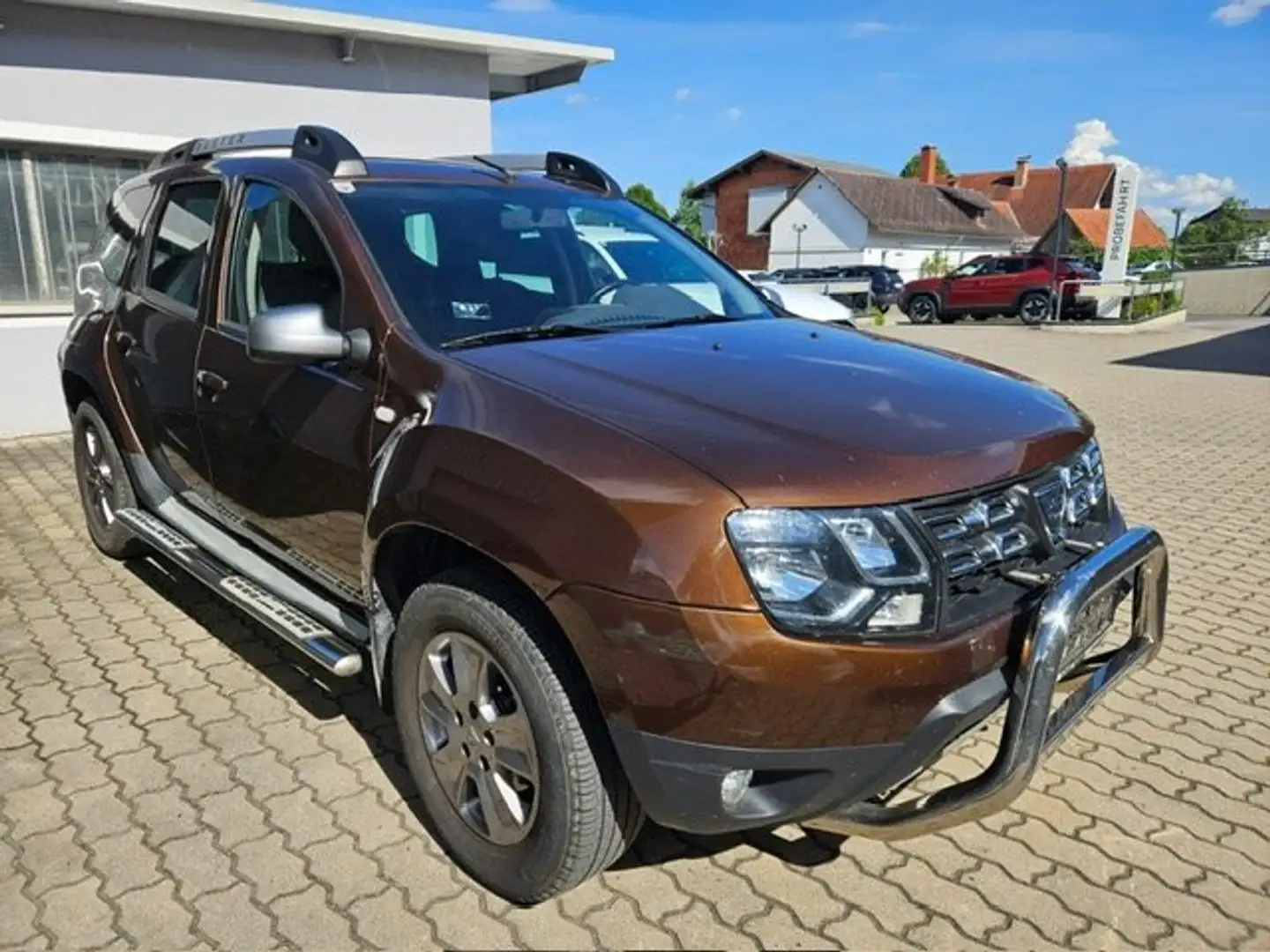 Dacia Duster 4x4 Lauréate dCi 110 klima Braun - 1