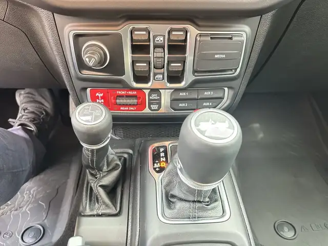 Jeep Wrangler view 14