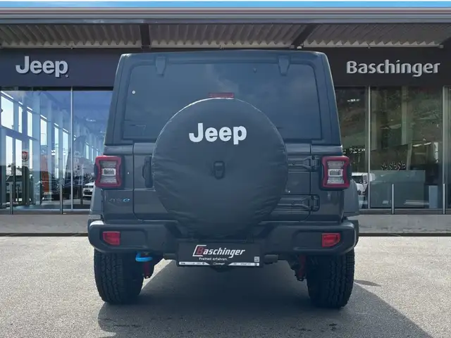 Jeep Wrangler view 4