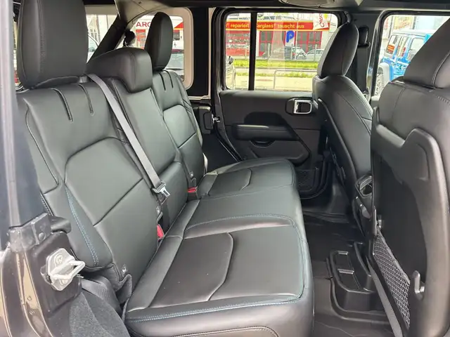 Jeep Wrangler view 12