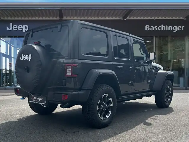 Jeep Wrangler view 2