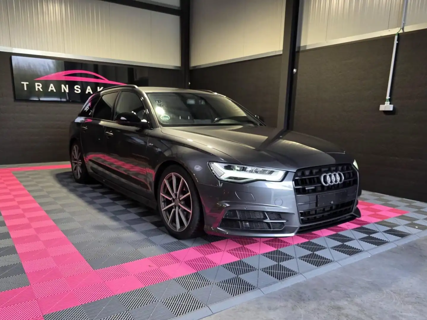 Audi A6 A6 Avant 2.0 TDi ultra S line Sport Edition S tr. Grijs - 2