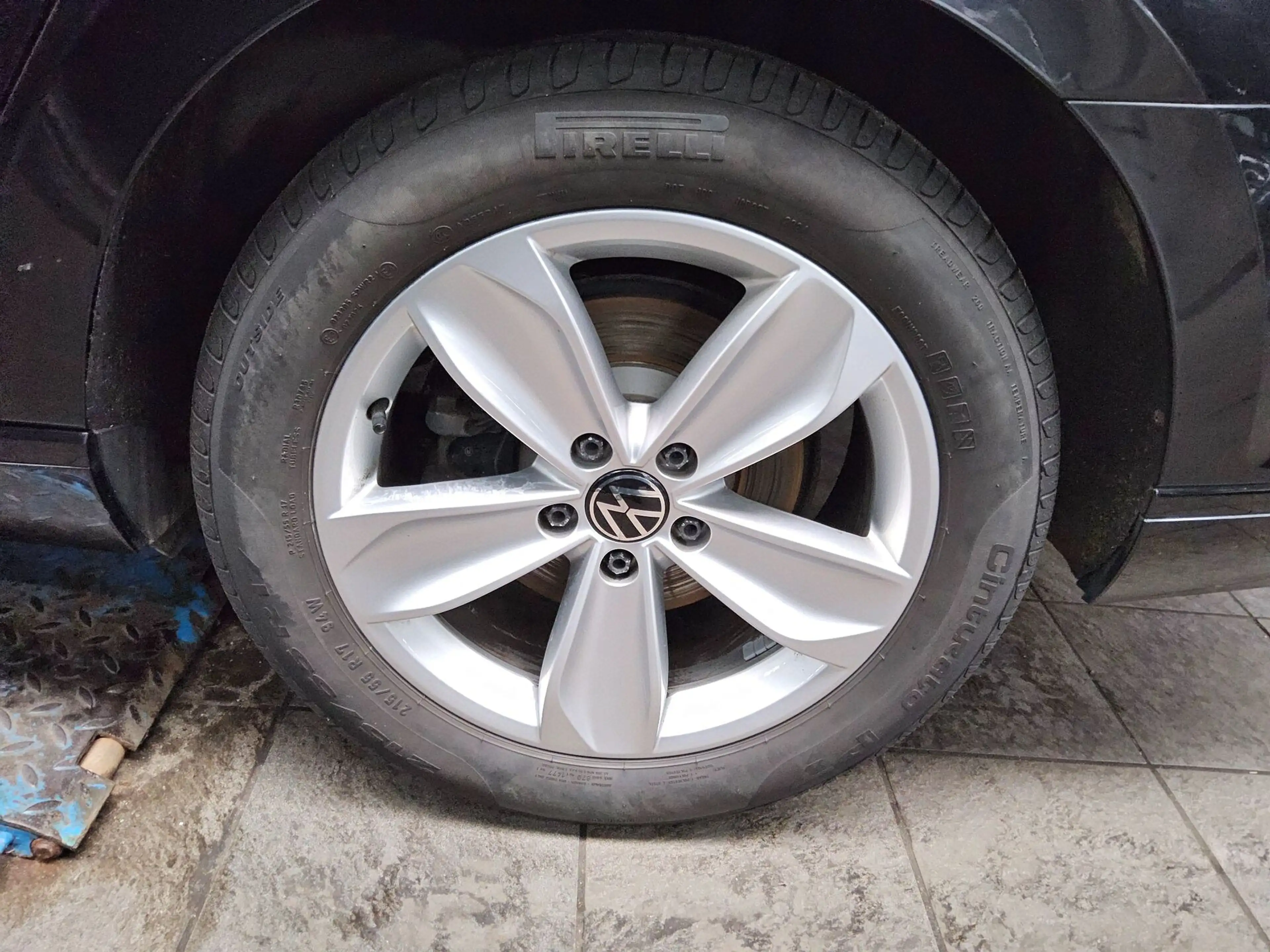 Volkswagen Passat Variant — photo 11