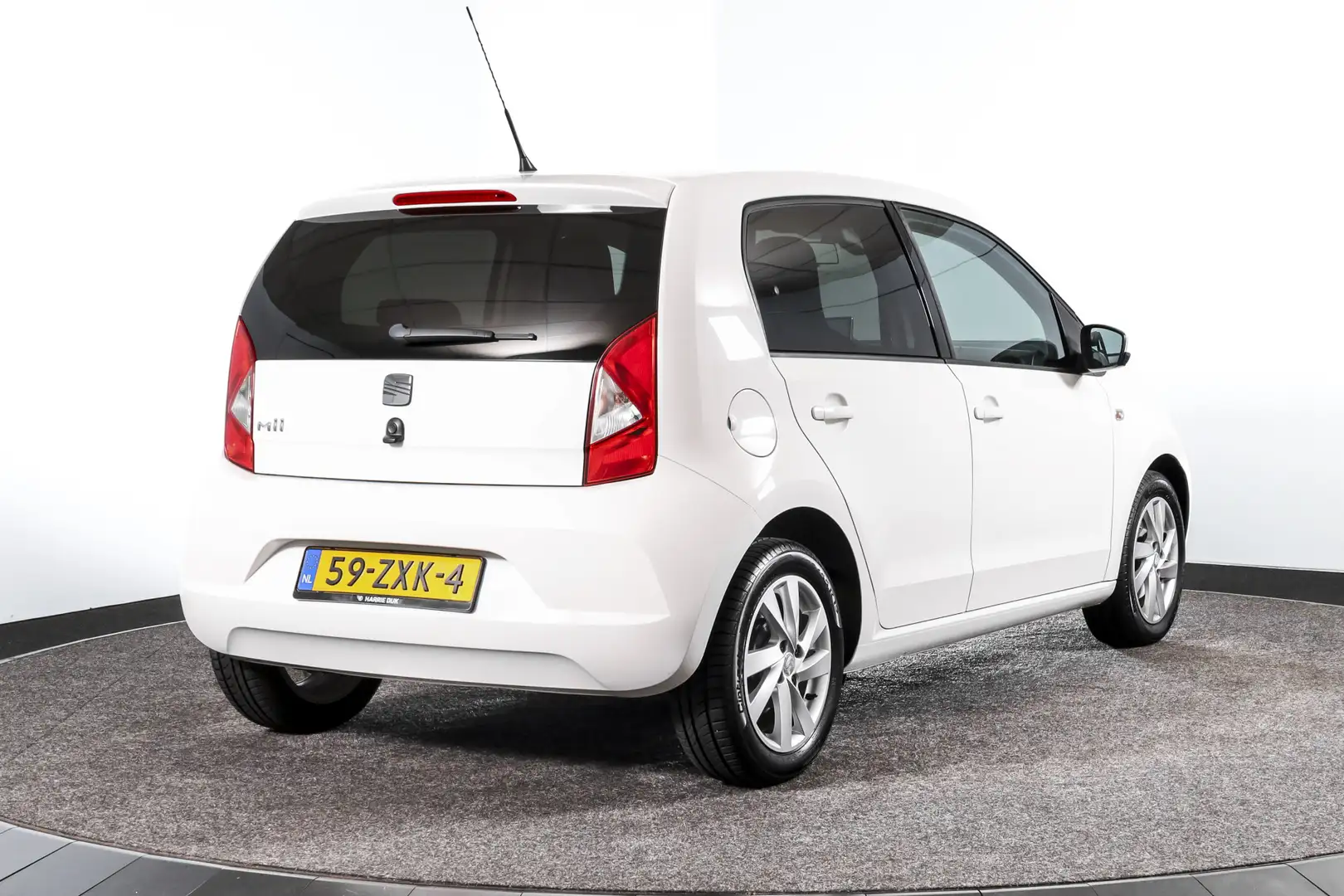 SEAT Mii 1.0 Style Sport 60 PK (Orig. NL) | NAV | Airco | G Weiß - 2