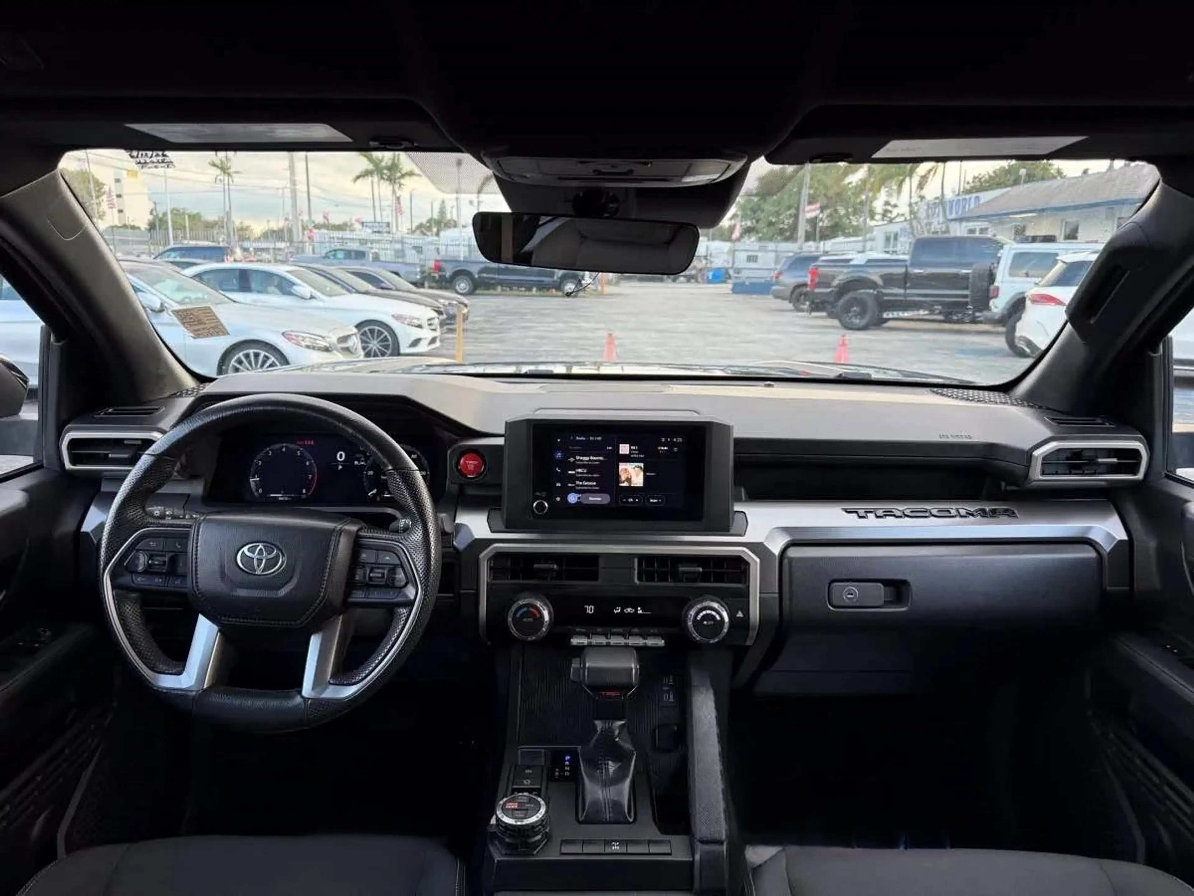 Toyota Tacoma a 4WD TRD Off Road Double Cab 5' Bed AT — photo 10