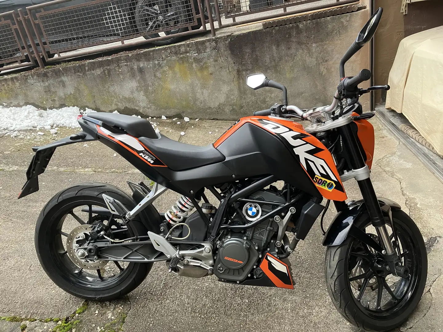 KTM 200 Duke - 1