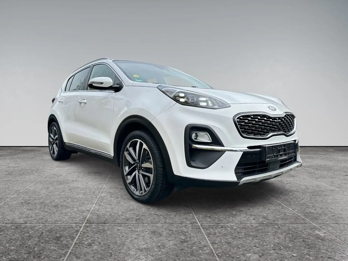 Kia Sportage Platinum 4WD/JBL/Pano/360°/ACC/1. Hand Weiß - 1