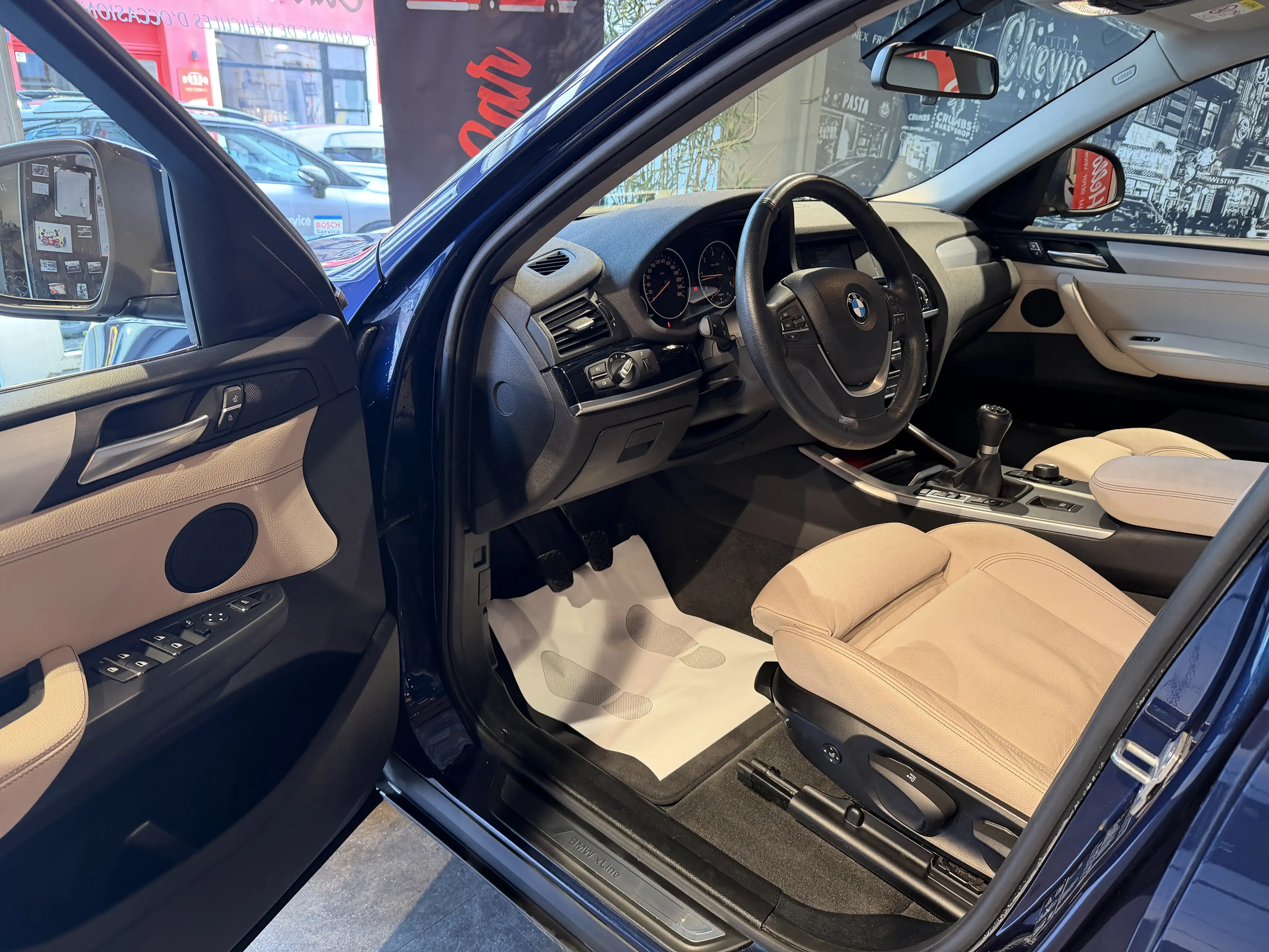 BMW X4 * 2.0 d xDrive20 * CARNET FULL *1ER PROPRIO * PANO — photo 14