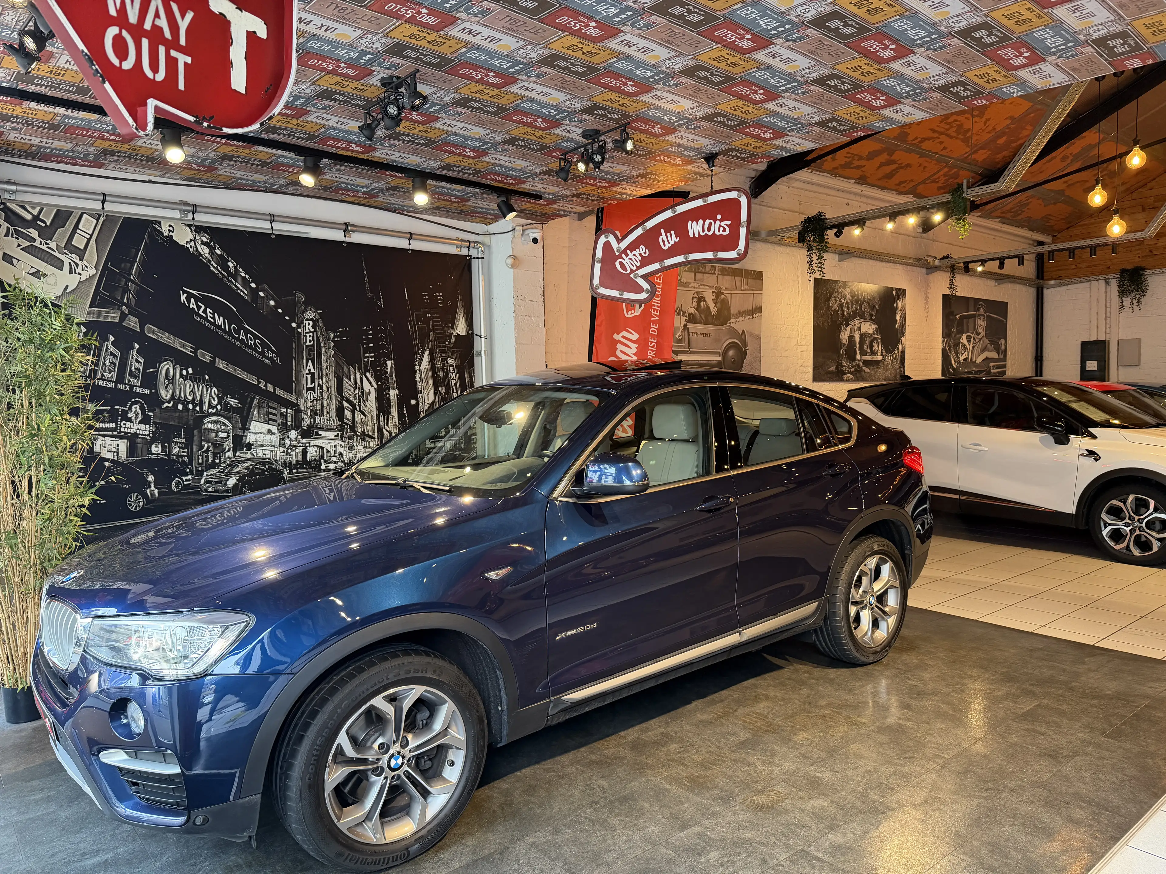 BMW X4 * 2.0 d xDrive20 * CARNET FULL *1ER PROPRIO * PANO — photo 3