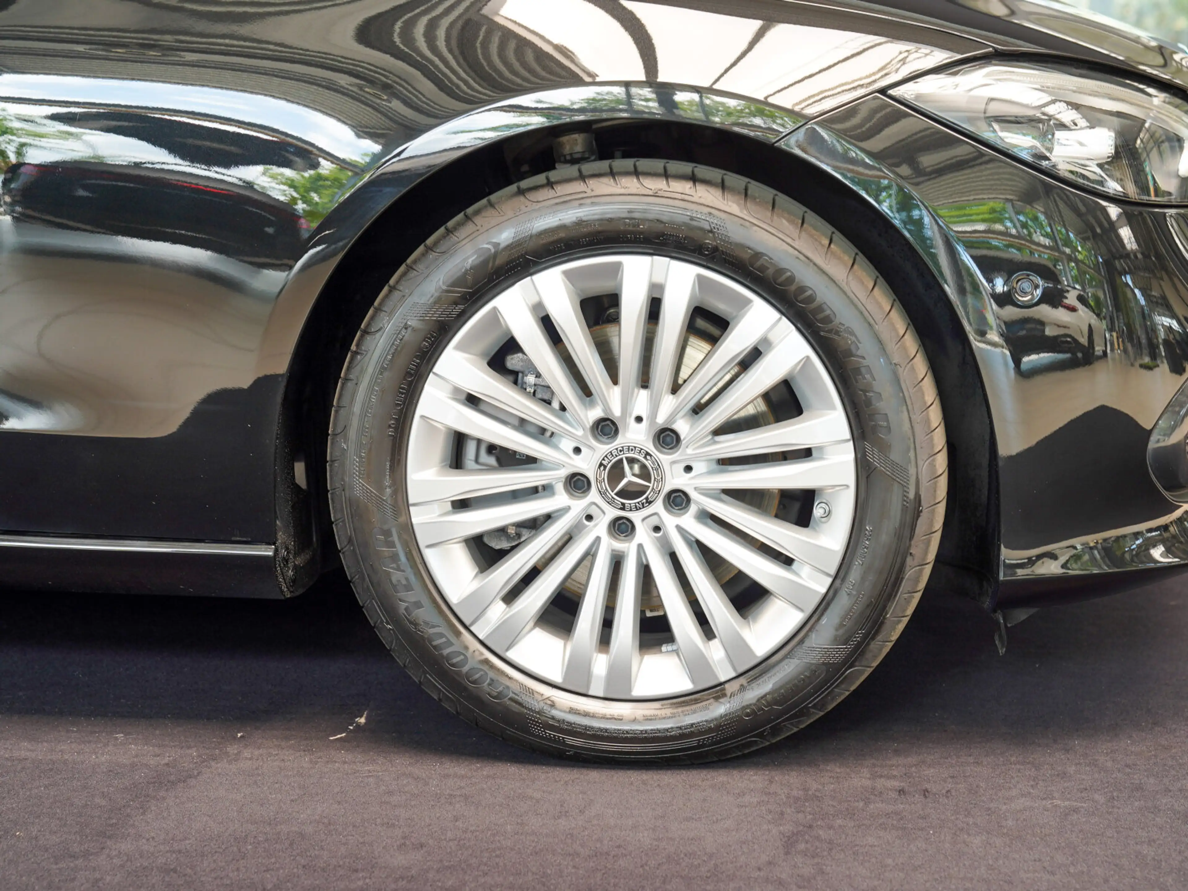 Mercedes-Benz C 220 d AVANTGARDE Totwinkel Lenkradheizung DAB — photo 2
